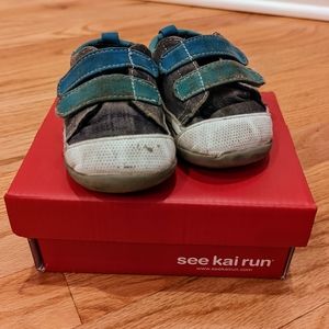 Gray/Blue See Kai Run Waylon Sneakers, Size 5